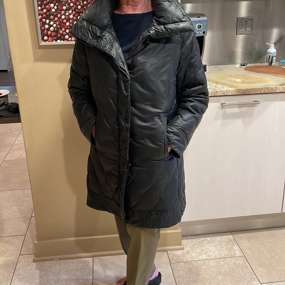 Rainforest down jacket. Women.